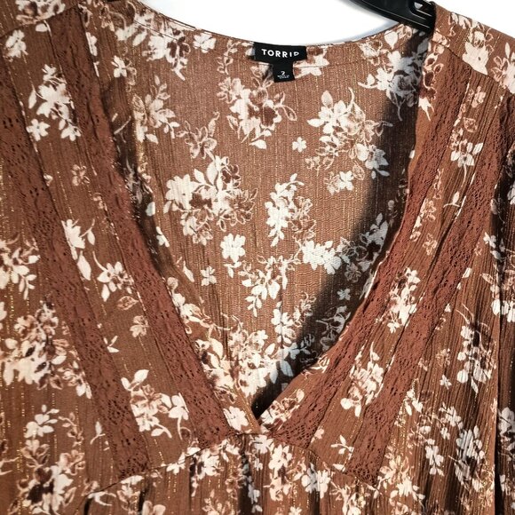 Torrid Lace Inset Boho Tunic Top 2X 18/20 Brown Floral V-Neck Long Sleeve - Picture 6 of 8